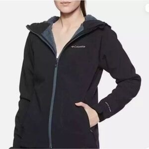 Columbia Sportswear Company - Omni-wind block zip-up hoodie
